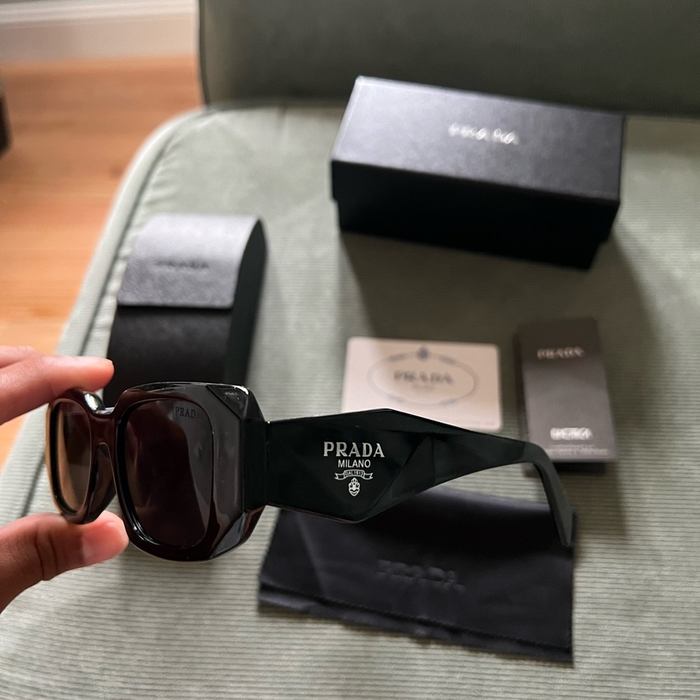 Prada Sunglasses (unisex)
